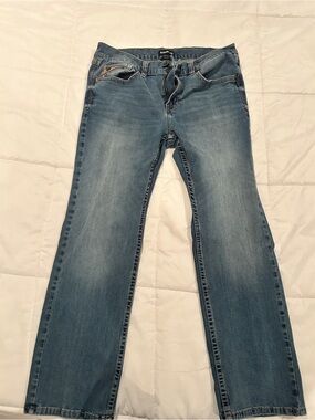 Men's Straight Jeans in Medium Blue - Unknown Brand